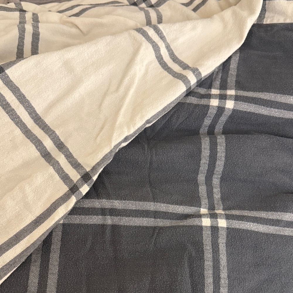 Ugg windowpane reversible flannel duvet cover king size gray and cream
